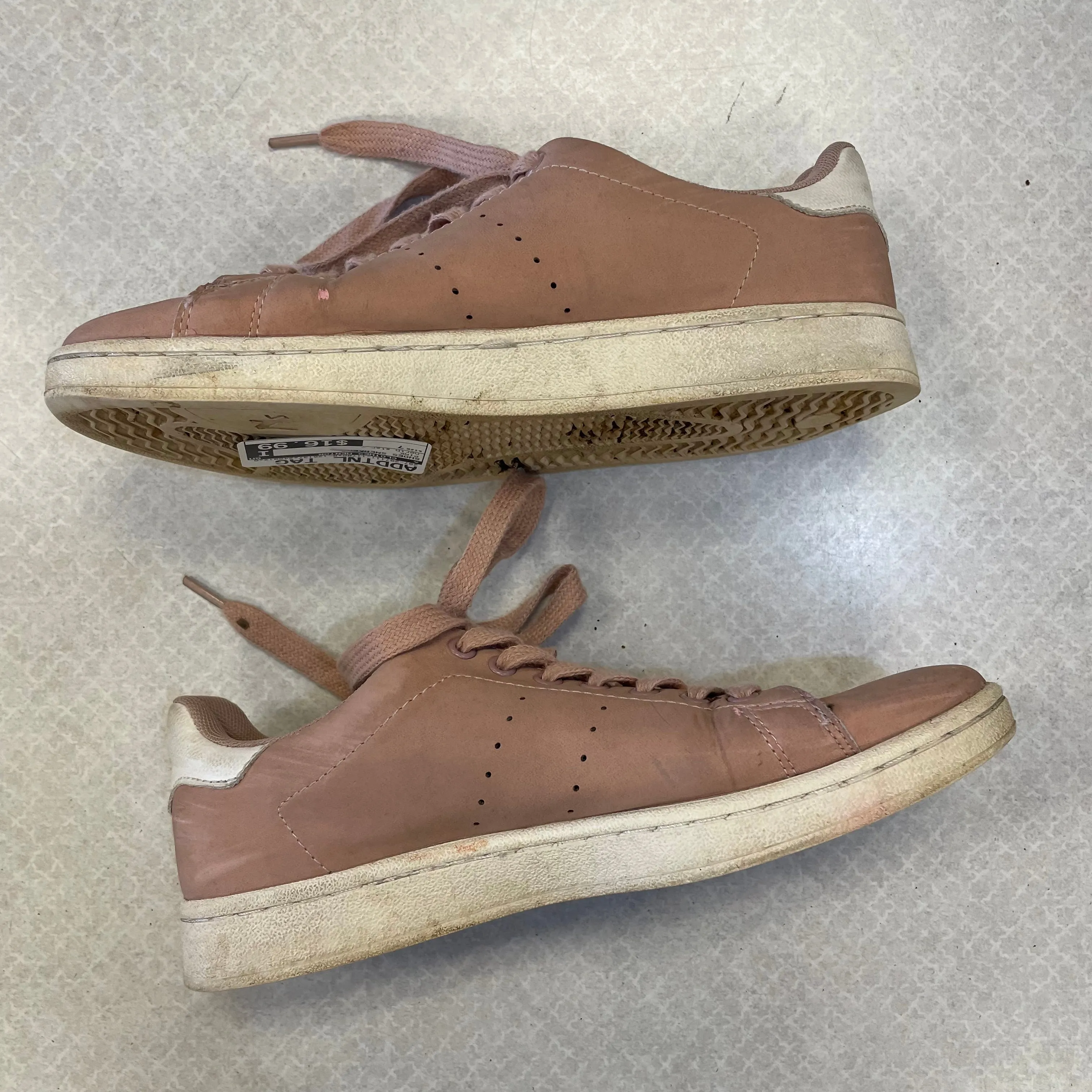 Casual Shoes That Match Everything Shoes Sneakers By Clothes Mentor In Pink, Size: 7