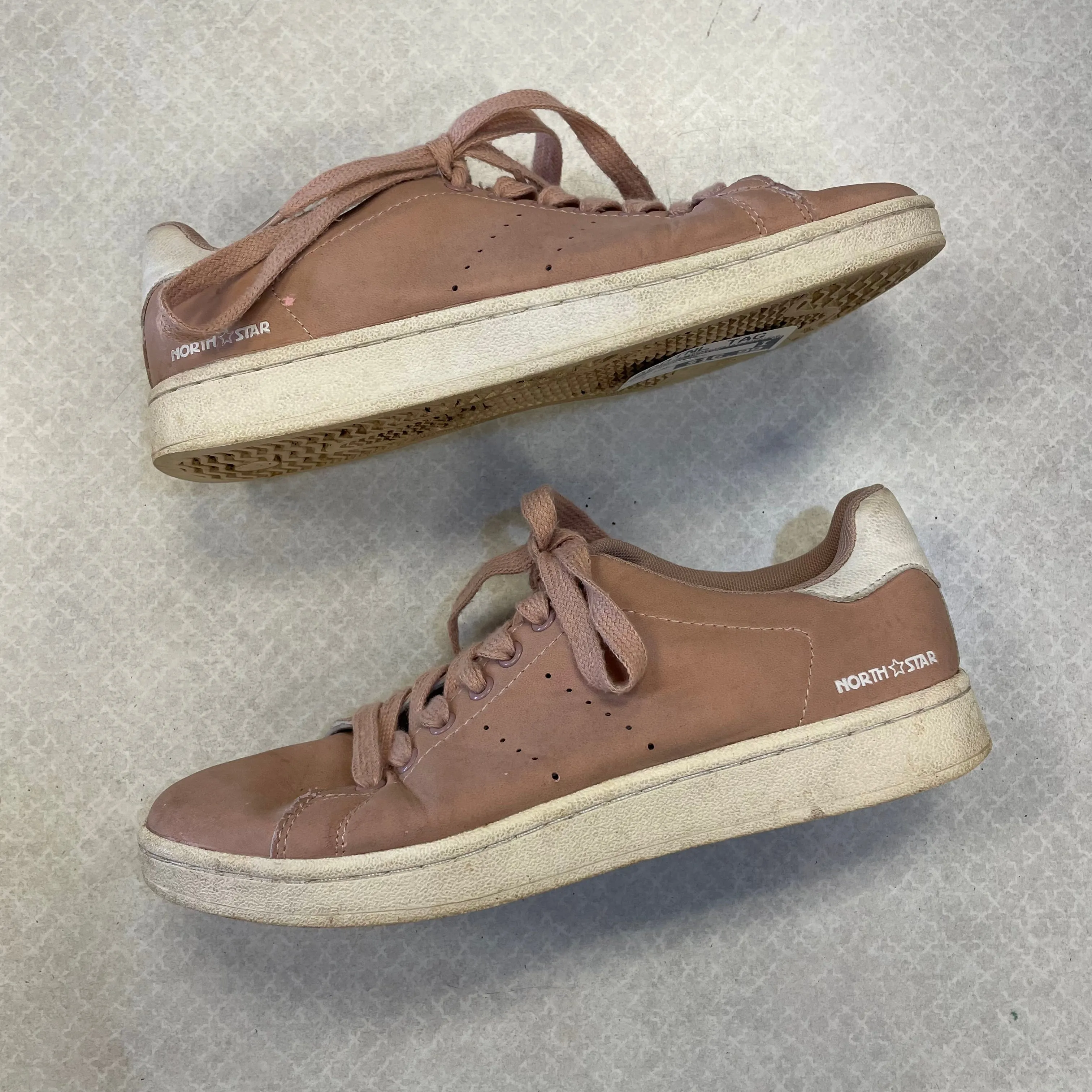 Shoes Sneakers By Clothes Mentor In Pink, Size: 7 Casual Shoes For Tall