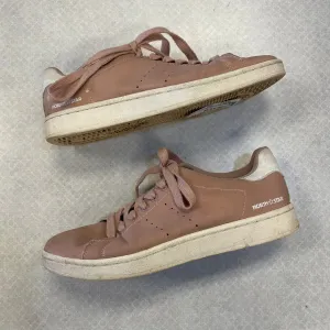 Shoes Sneakers By Clothes Mentor In Pink, Size: 7 Atruux Oxford Casual Shoe