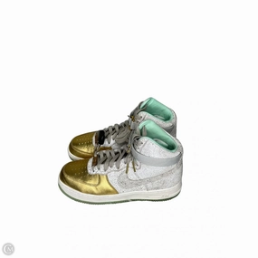 Shoes Athletic By Nike In Gold & Green, Size: 8.5 Casual Attire With Closed-toed Shoes