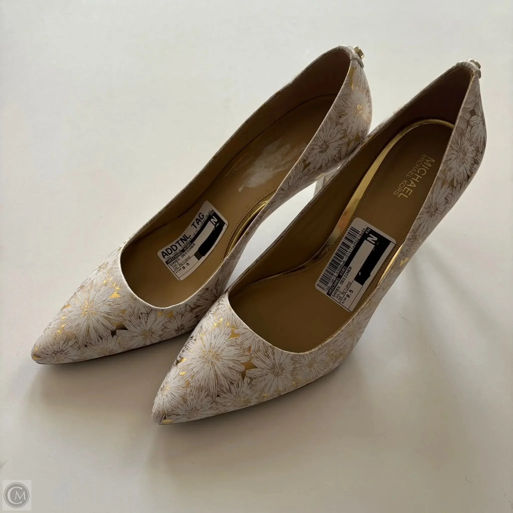 Shoes Designer By Michael Kors In Gold, Size: 9.5 Business Casual Comfortable Shoes