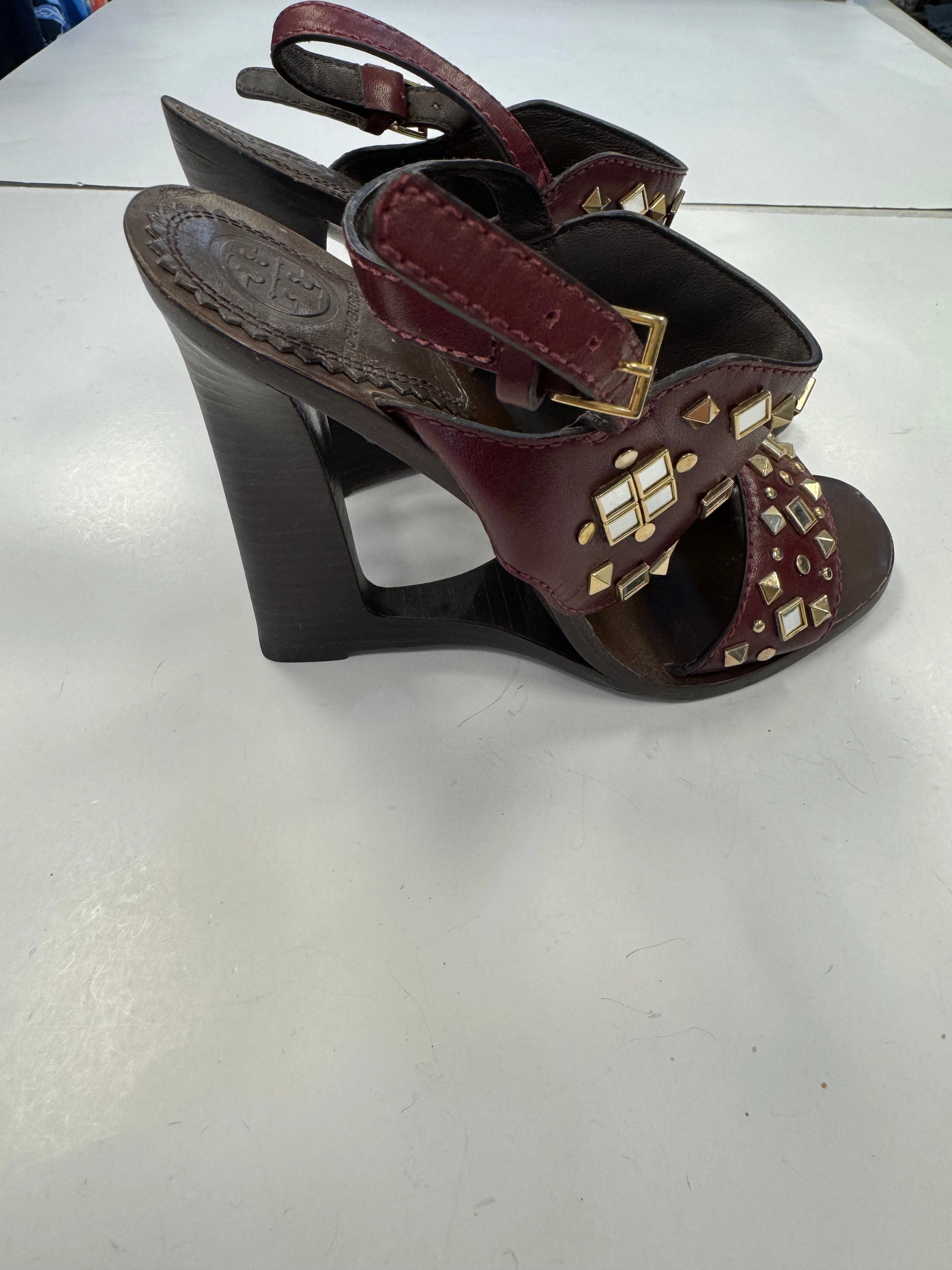 Shoes Designer By Tory Burch In Gold & Red, Size: 7 Best Casual Shoes For Bunions