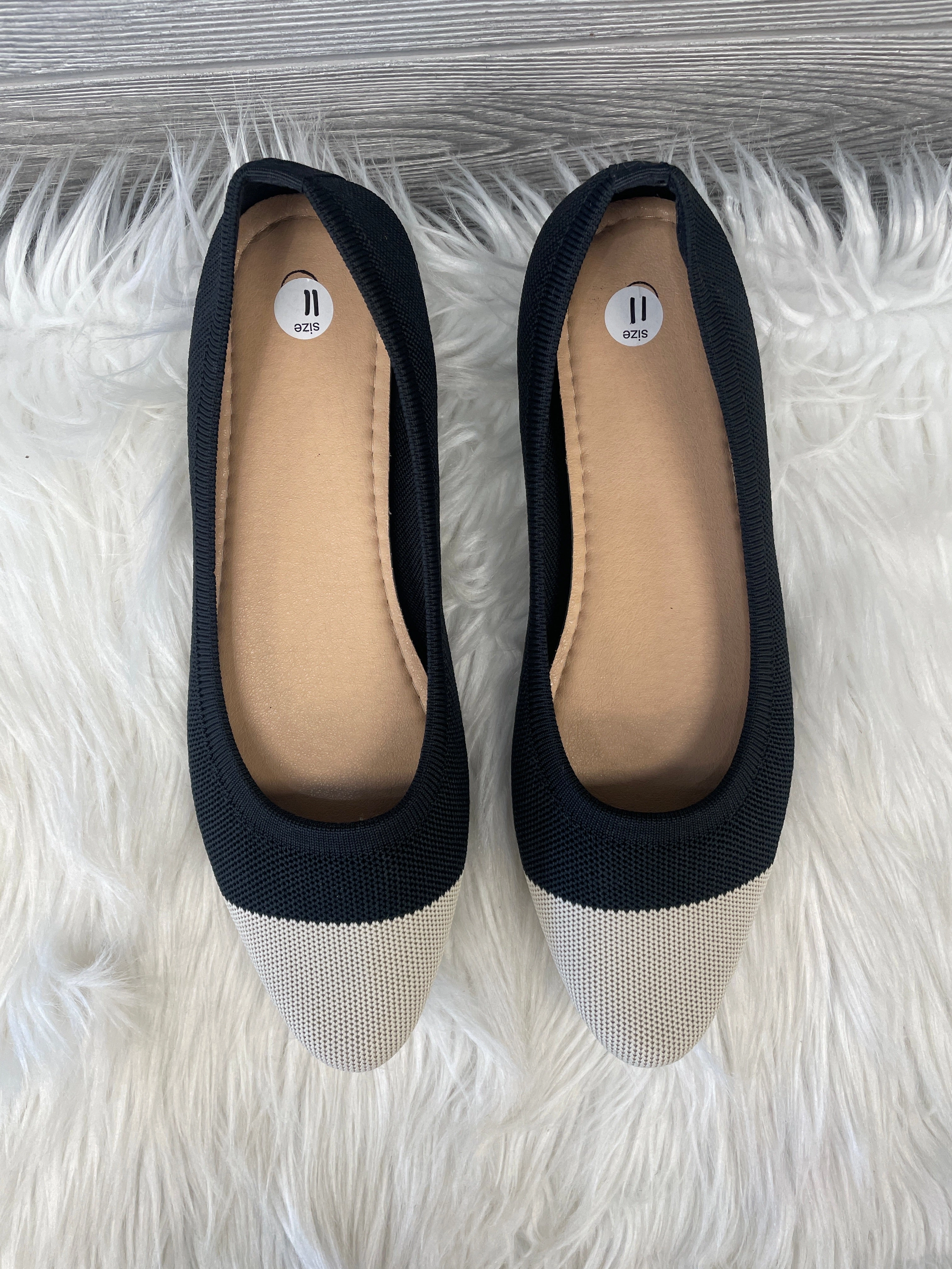 Flat Hard Sole Shoes Shoes Flats By Clothes Mentor In Black, Size: 11