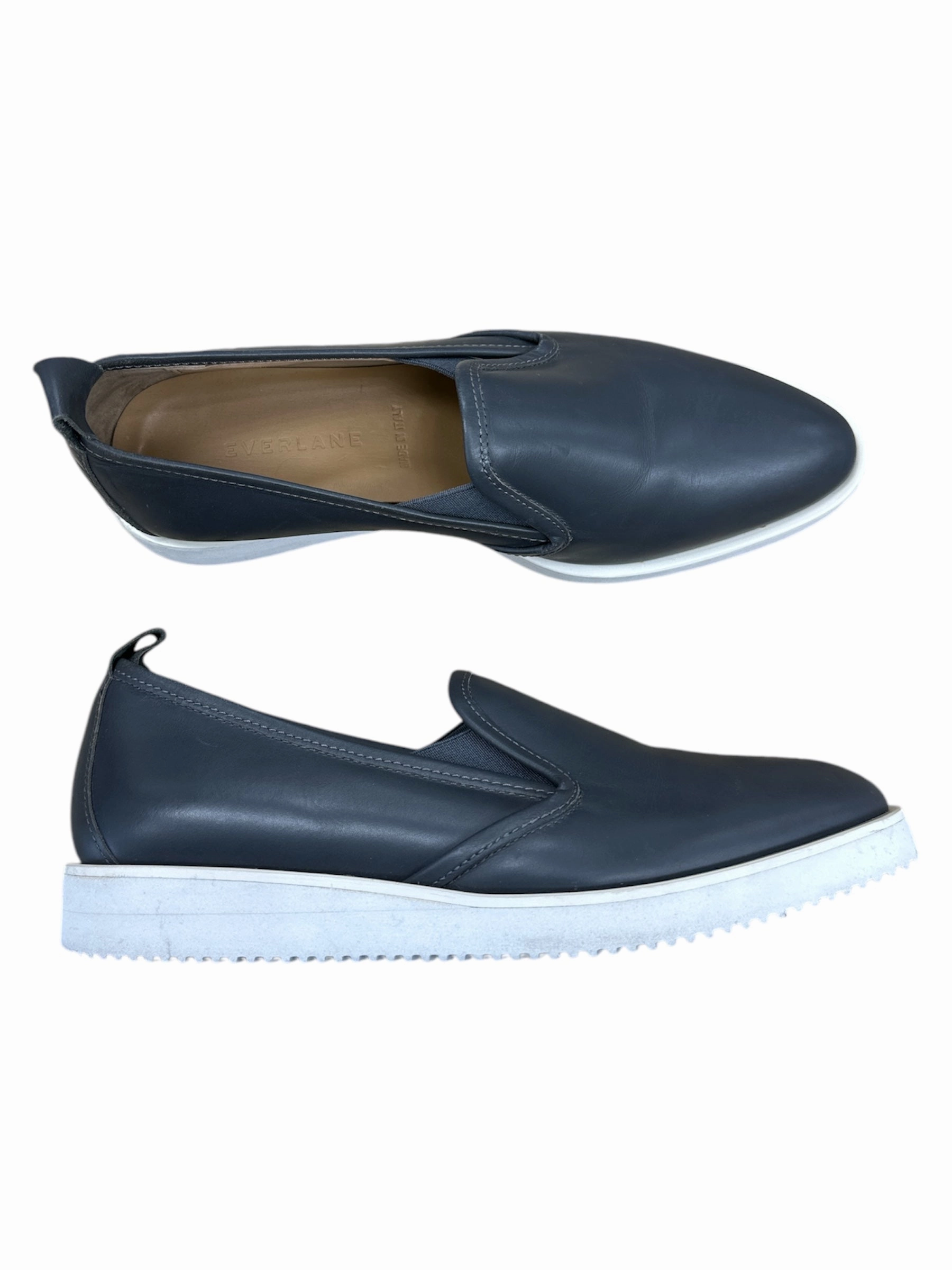 Best Home Shoes Flat Feet Shoes Flats By Everlane In Grey & White, Size: 5.5