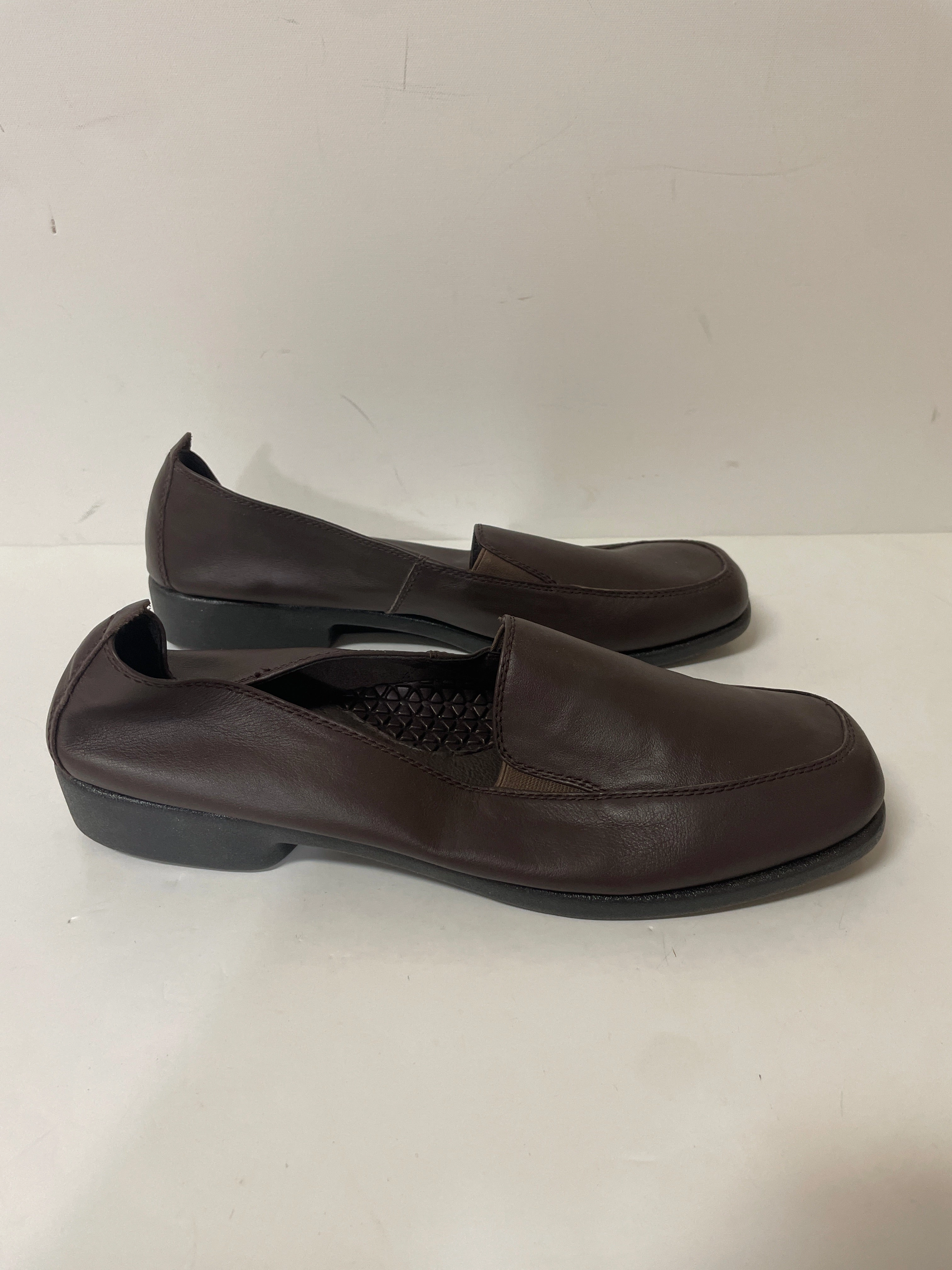 Best Shoes For Flat And Wide Feet Shoes Flats By Hush Puppies In Brown, Size: 12