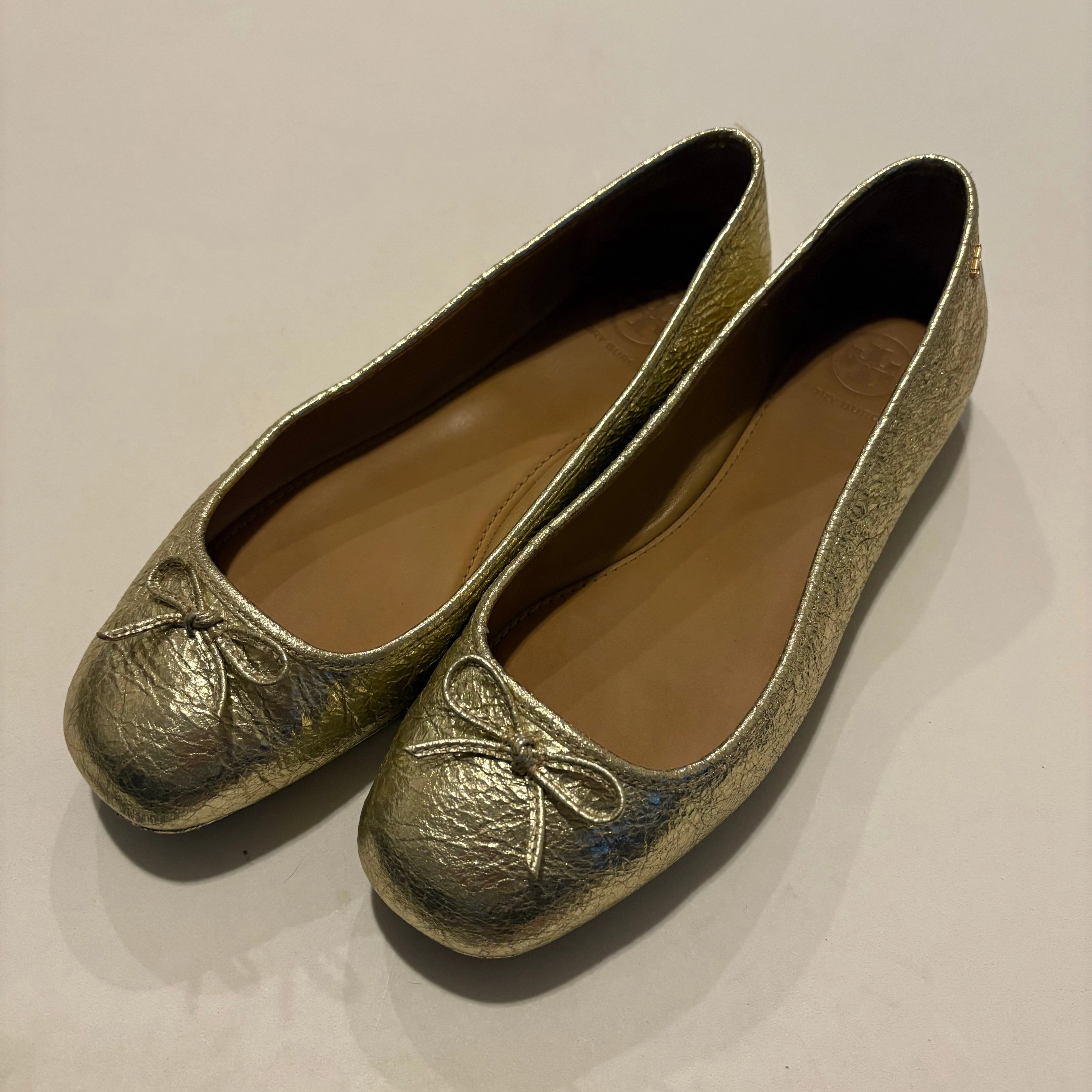 Shoes Flats By Tory Burch In Gold, Size: 7 Cowboy Casual Shoes