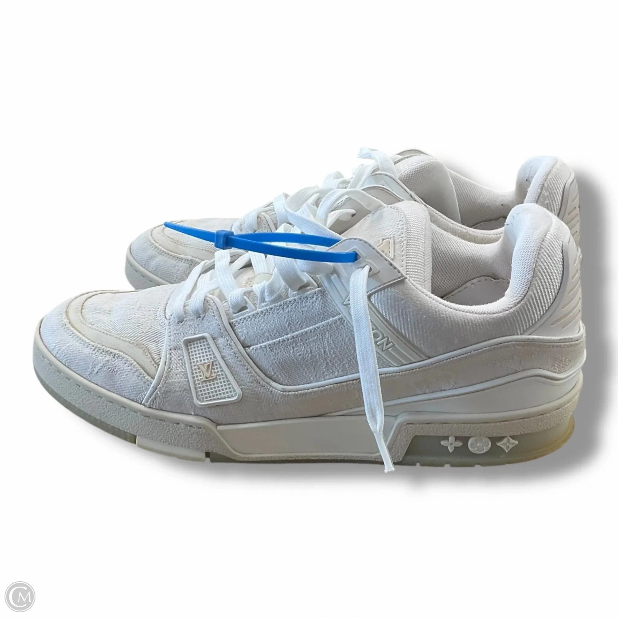 Shoes Luxury Designer By Louis Vuitton In Ivory, Size: 9 Ucb Casual Shoes