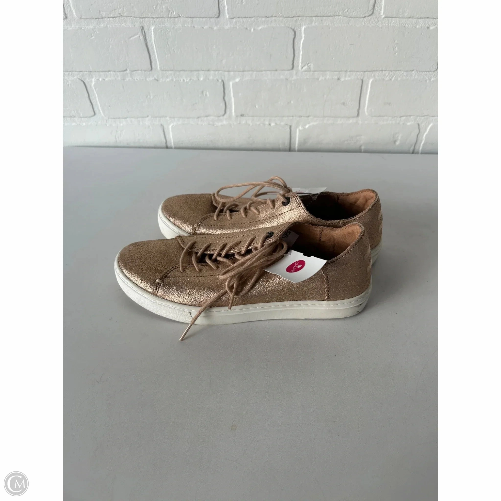 Shoes Sneakers By Toms In Gold, Size: 6.5 Court Vision Low Casual