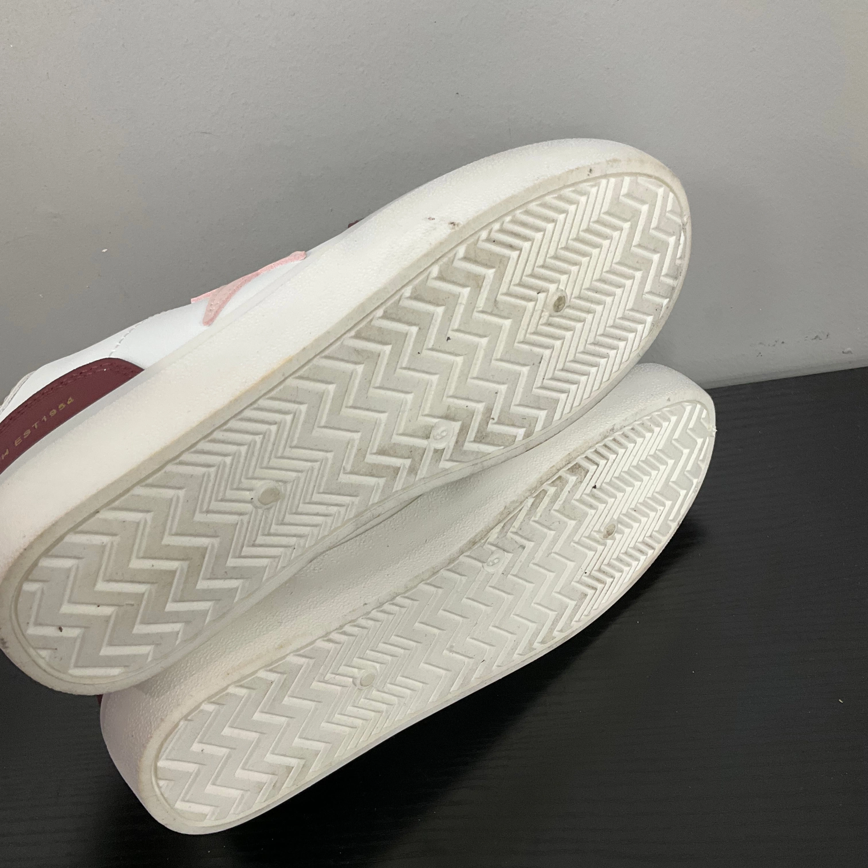 Cr7 Casual SHOES SNEAKERS by VINTAGE HAVANA In RED & WHITE, Size: 9