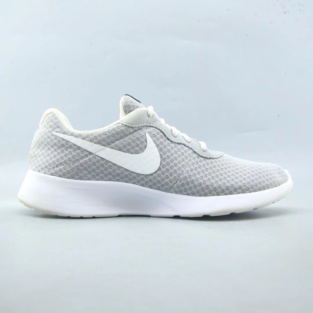 Nike Shoes Draw NIKE TANJUN