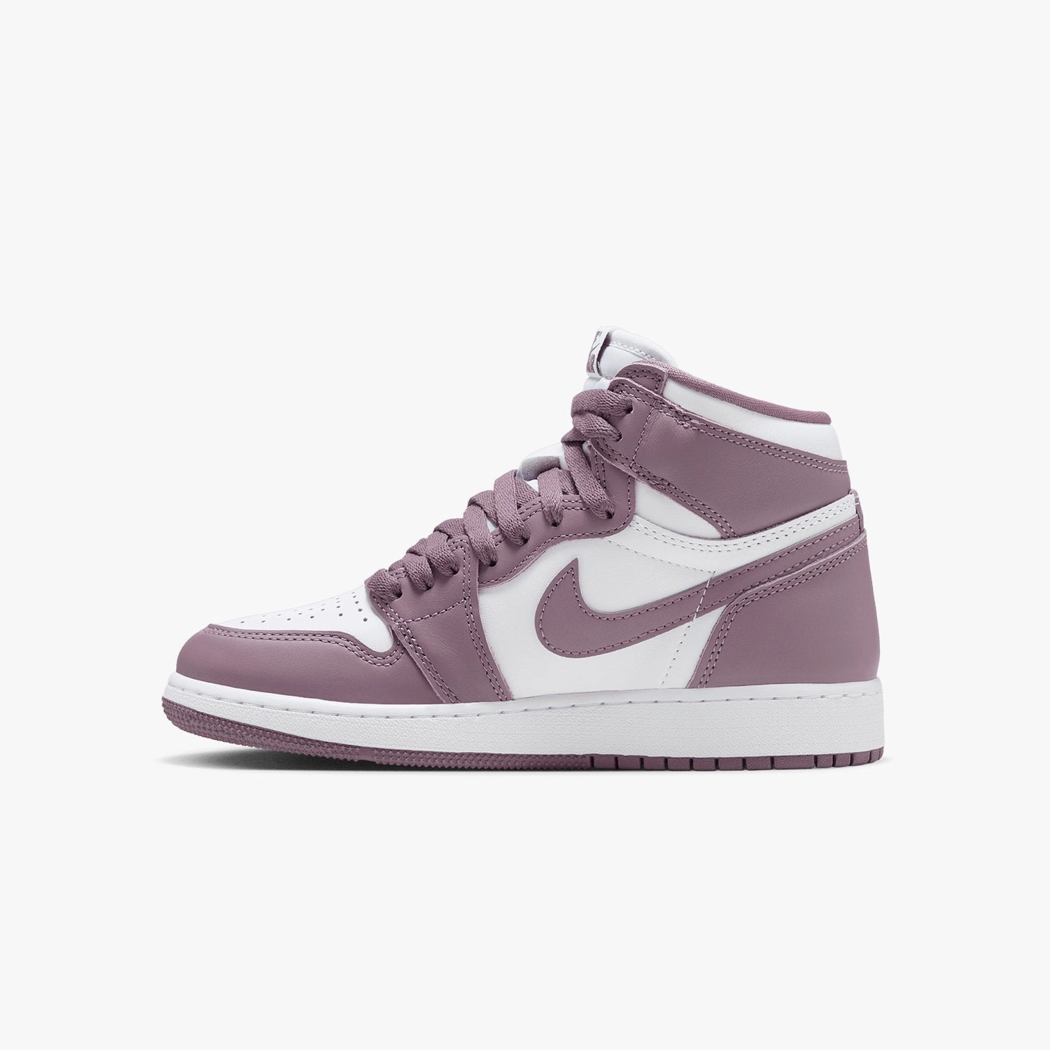Kid's Air Jordan 1 High OG "Sky J Mauve" Grade School Dress Pants And Sneakers