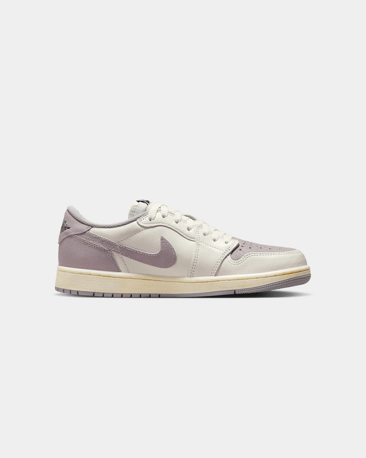 Jordan Air Jordan 1 Low OG "Atmosphere Grey" Sail/Black How To Dry Sneakers
