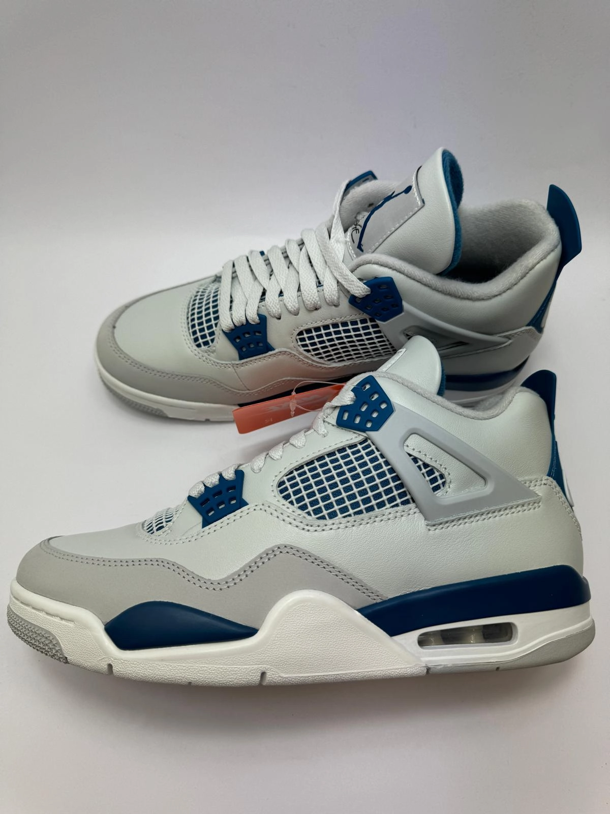 Ladies Fashion Sneakers Jordan 4 Retro "Military Blue (2024)"