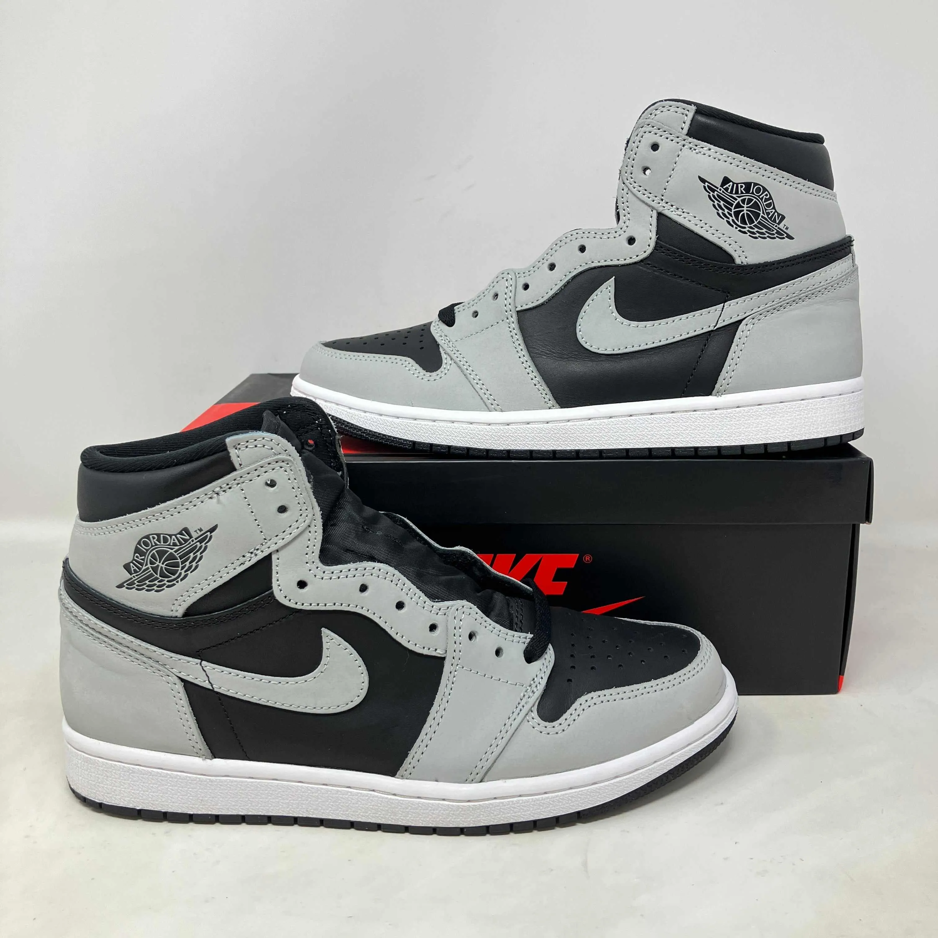 Pump Sneakers Jordan 1 Retro High Shadow 2.0
