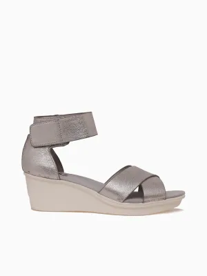 Casual Clark Shoes Riviera Silver Leather