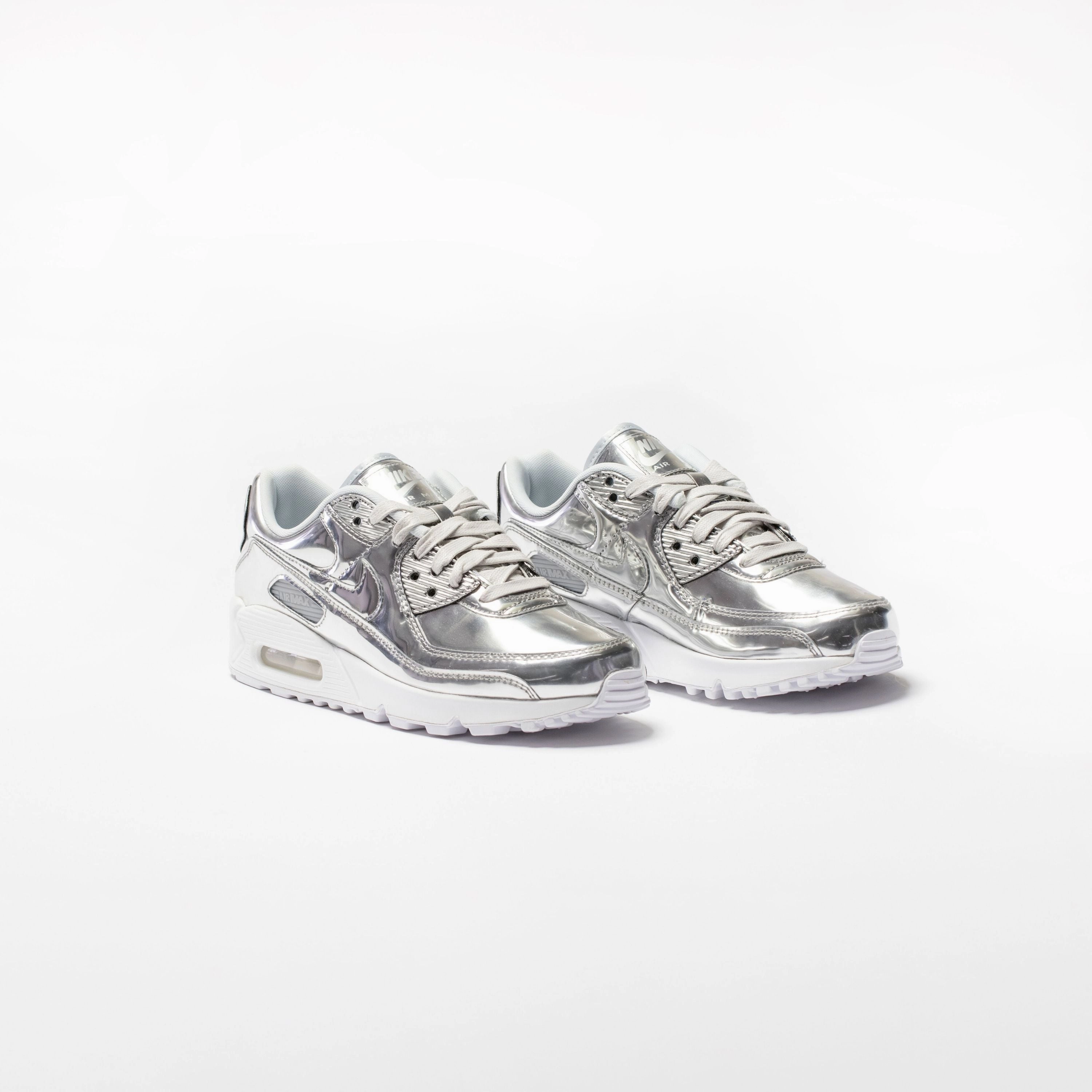 Air Max 90 Womens Running Shoe - Platinum/Silver/Light Grey Neon Nike Running Shoes