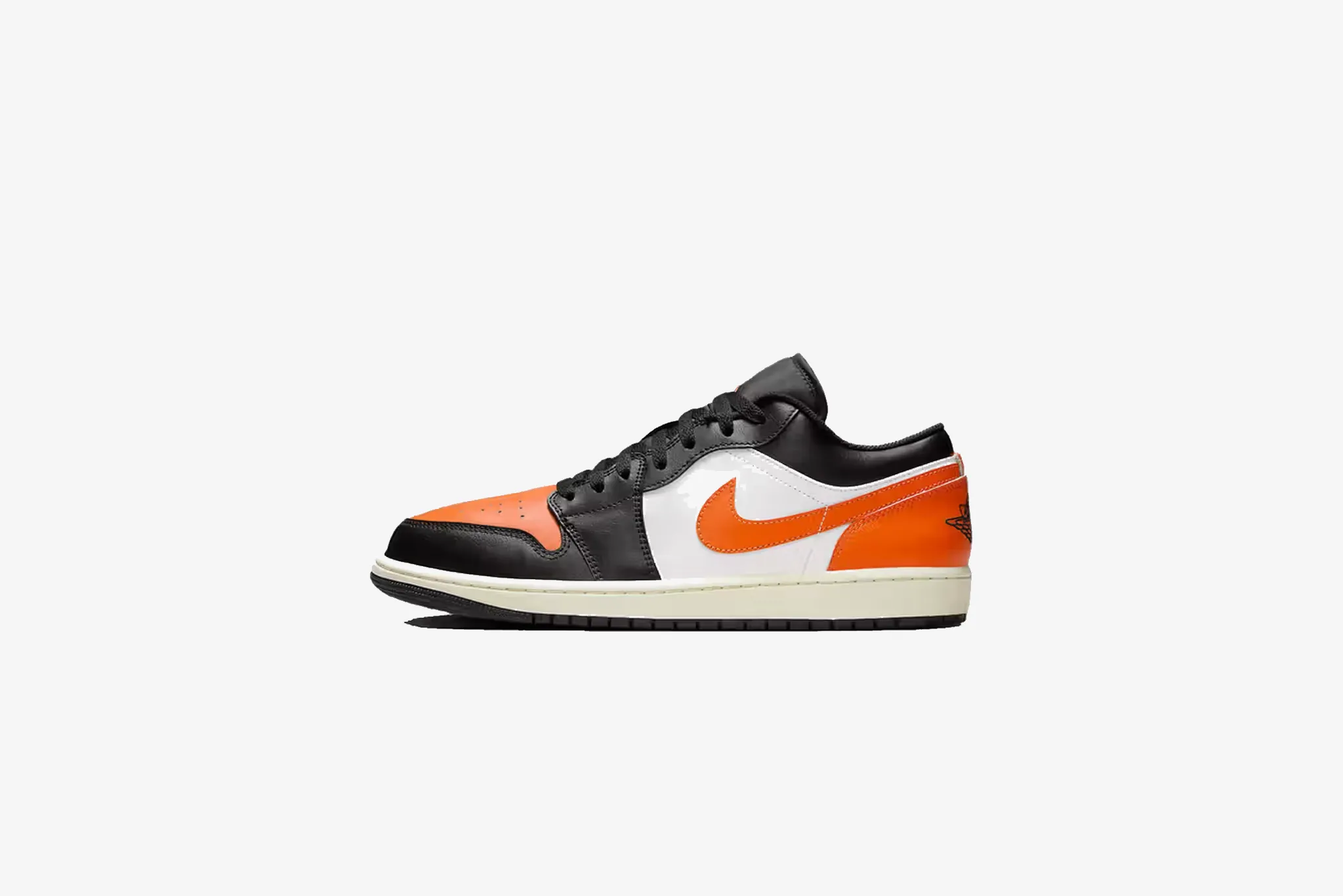 All Star Sneakers Air Jordan "1 Low" M - Black / Starfish / White / Sail