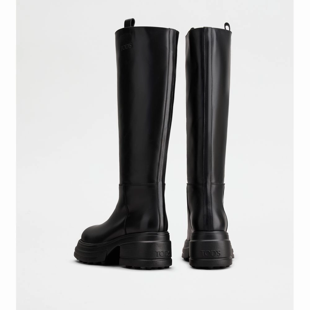 Snow Boots Platform Boots in Leather