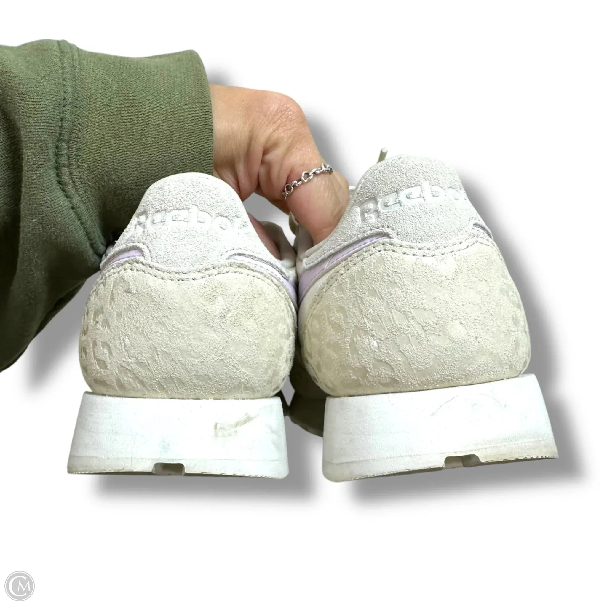 Mochi Casual Shoes Shoes Athletic By Reebok In Ivory, Size: 8.5