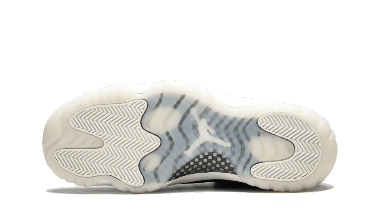 Sneakers With Dress Pants Air Jordan 11 Retro Low "RE2PECT"