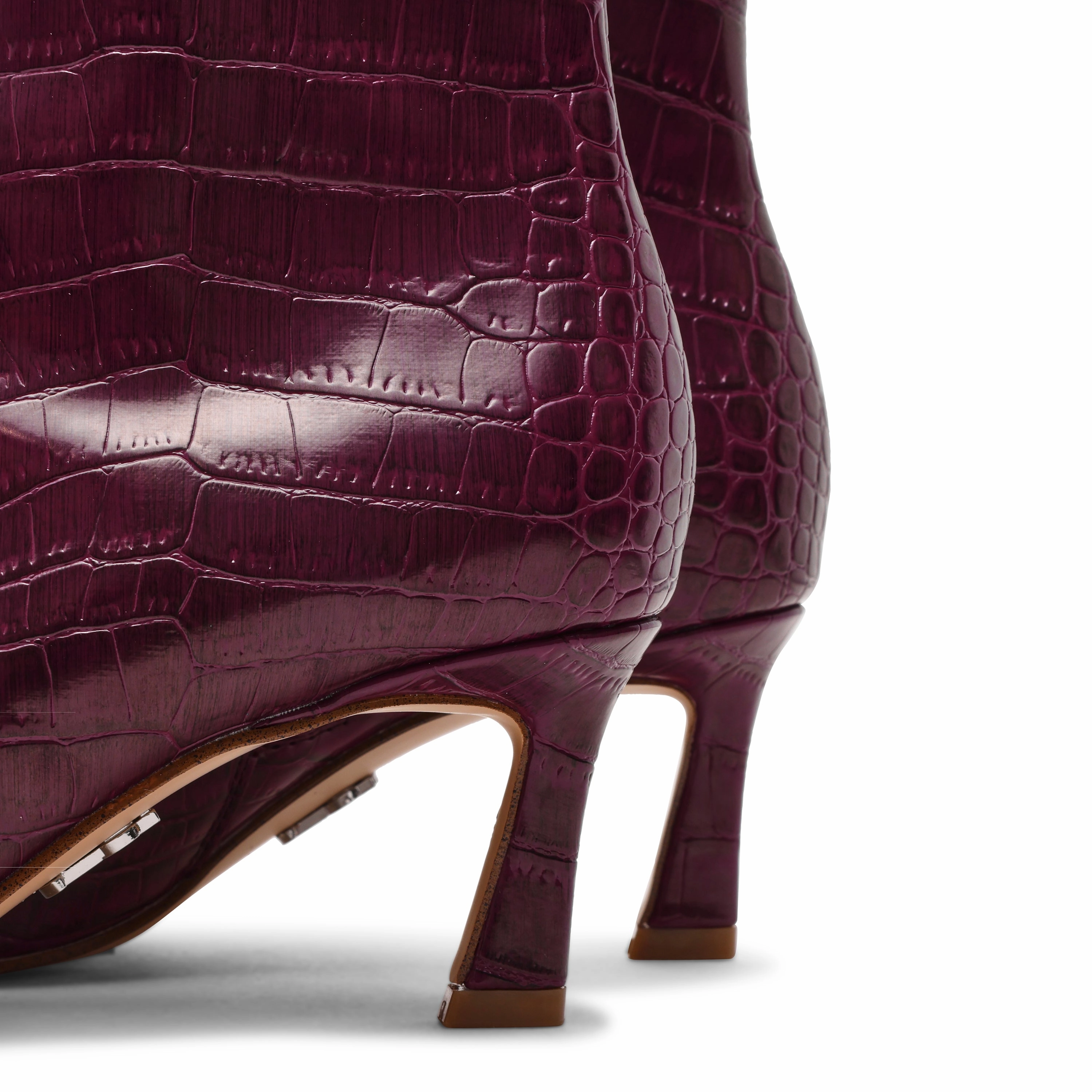 Female Rain Boots Lulah Bootie CHERRY LACQ CR