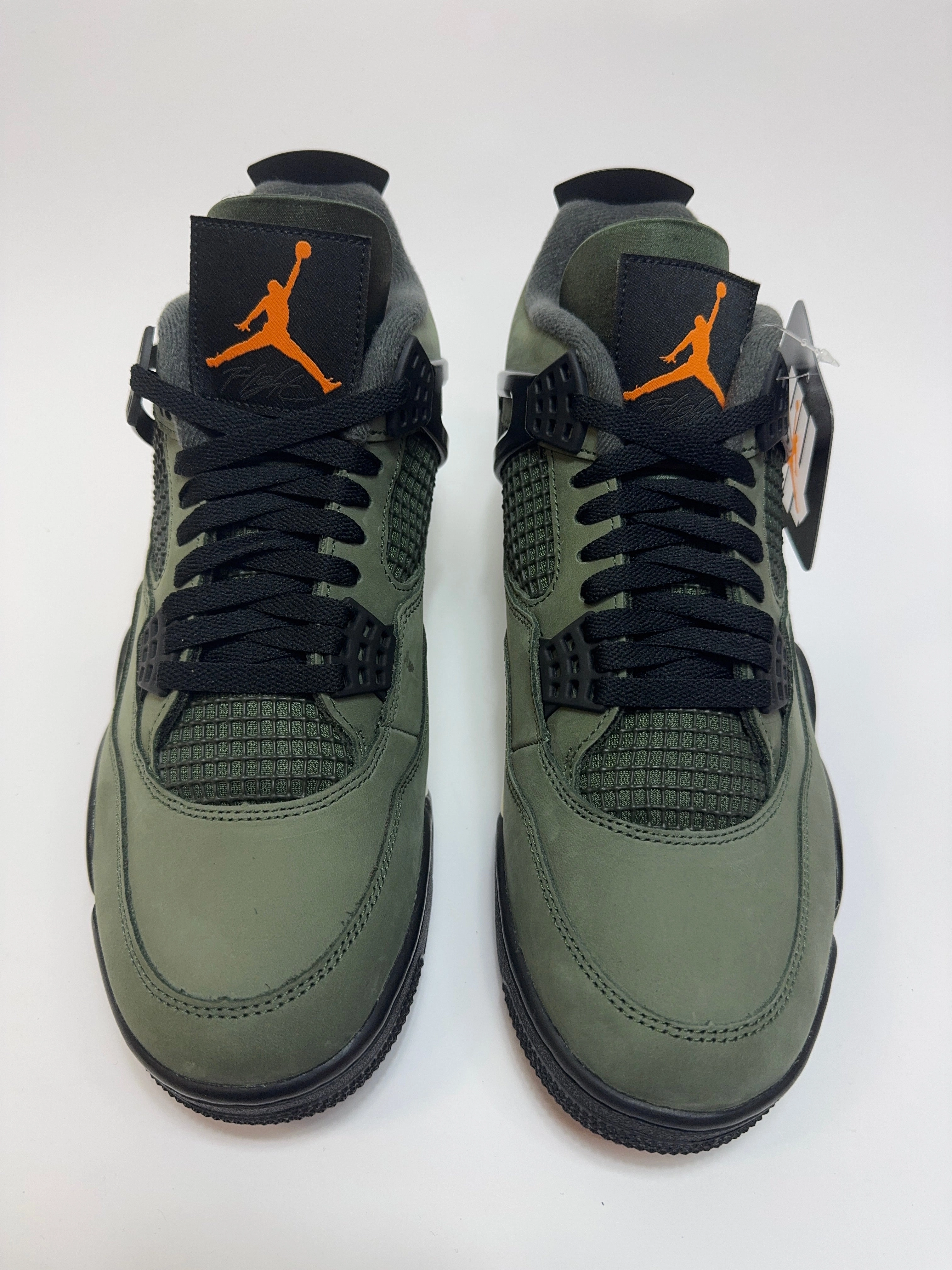 Jordan 4 Retro OG SP "Undefeated" (2025) Running Sneakers With Laces