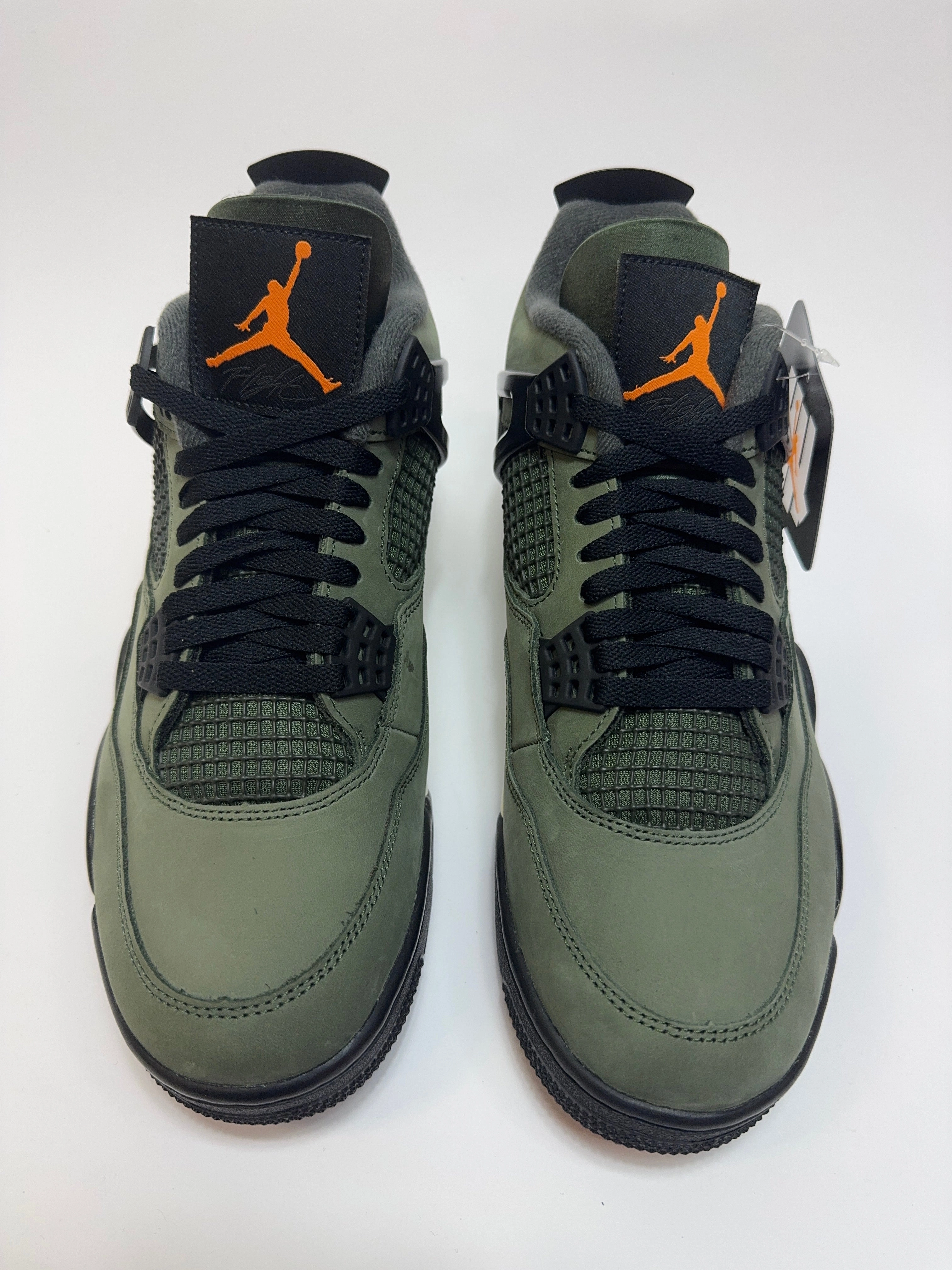 Sneakers Alexander Wang Jordan 4 Retro OG SP "Undefeated" (2025)