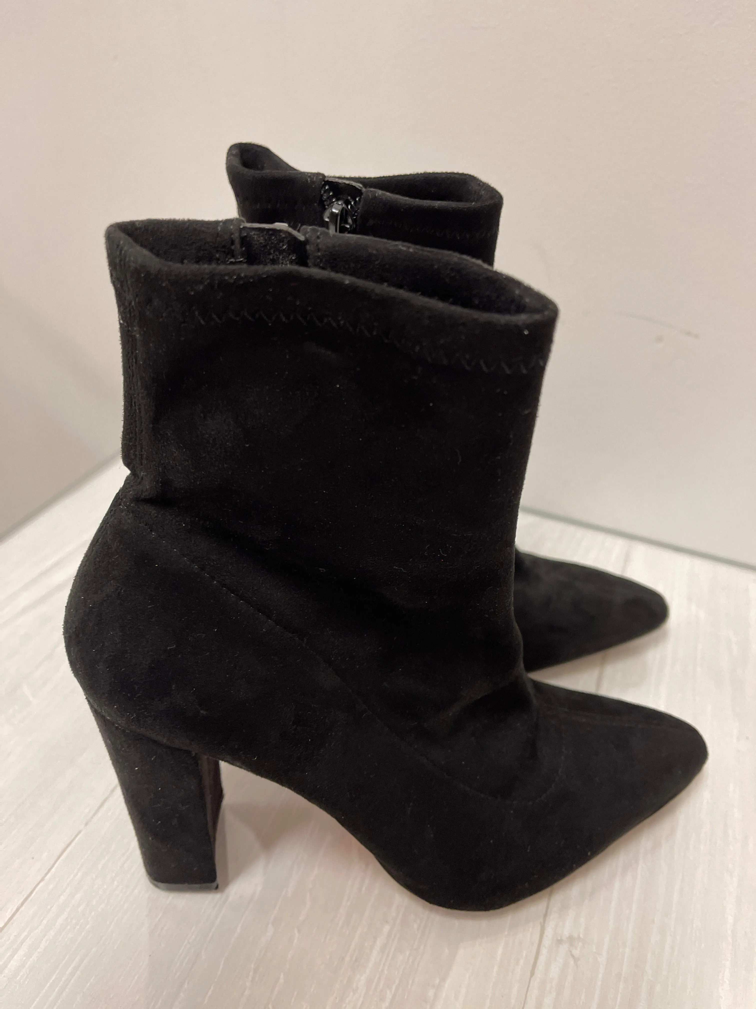 Boots Made In Usa Boots Ankle Heels By Aldo In Black, Size: 7.5