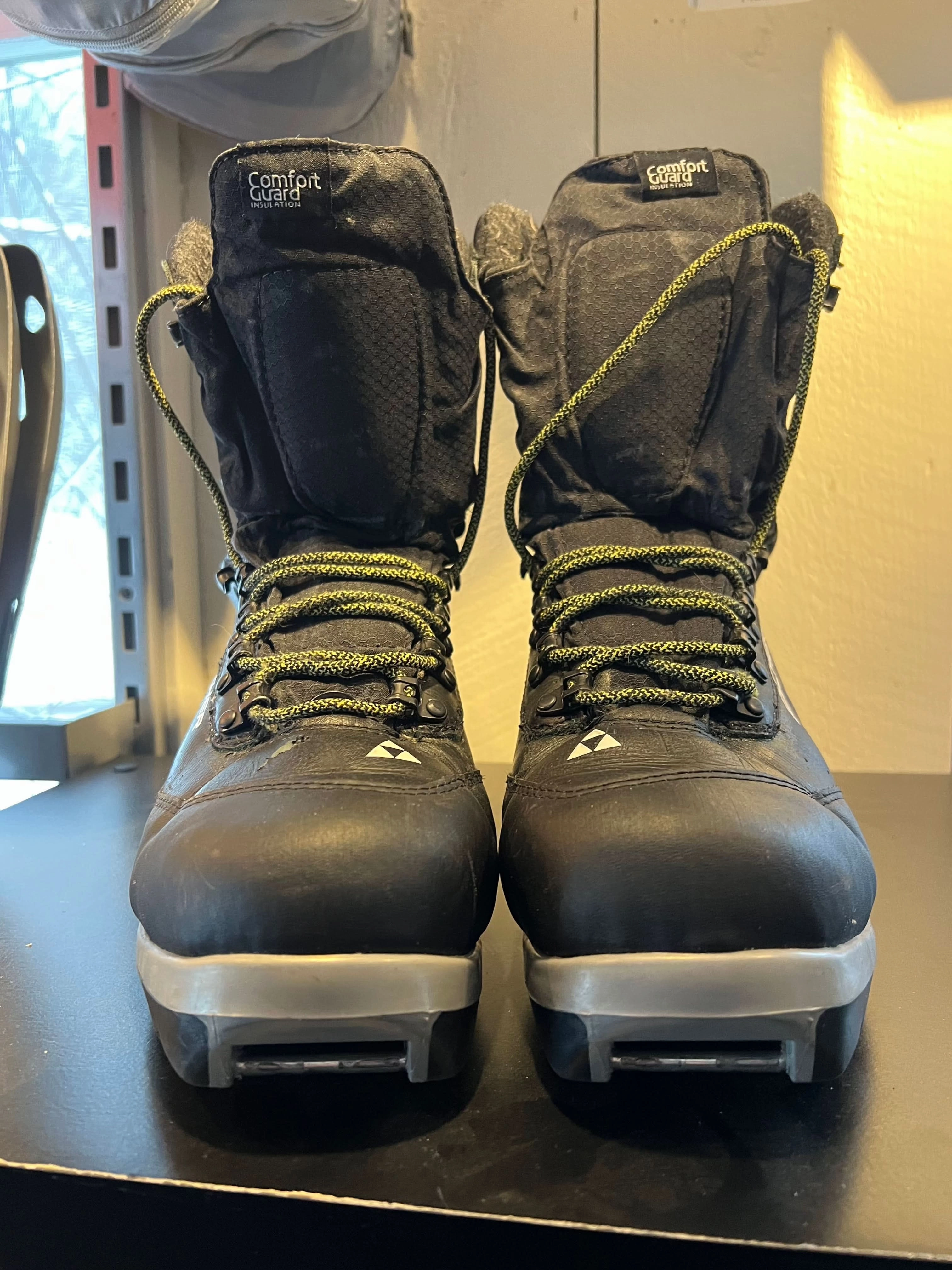 Fischer BCX Transnordic Waterproof Ski Boot 2023 Used Alaskan Boots