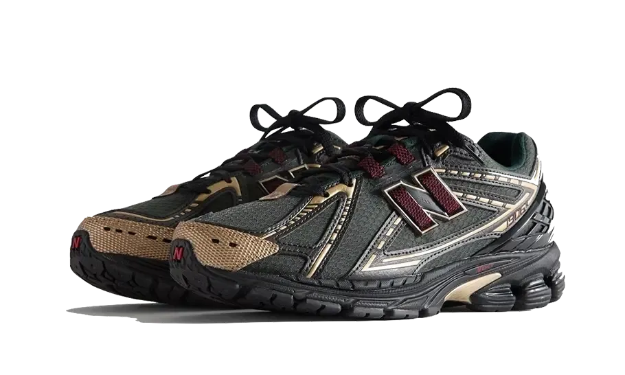 New Balance Supercomp V2 New Balance 1906R Kith Black