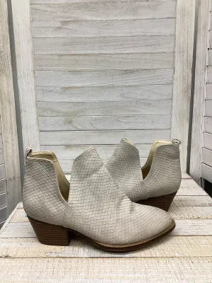 Folded Over Knee High Boots Boots Ankle Heels By Laundry In Grey, Size: 5.5