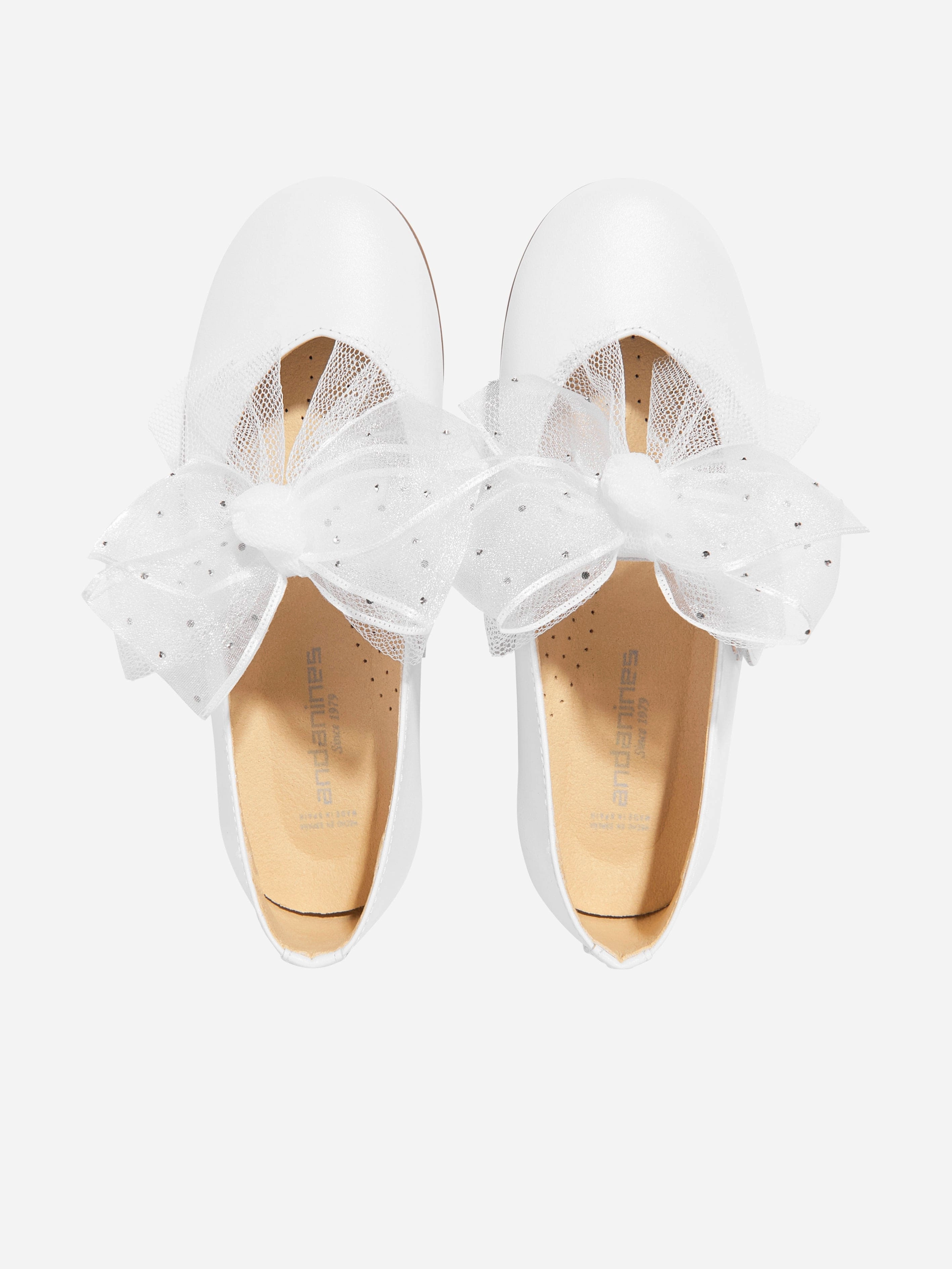 Andanines Girls Bow Shoes in White Casual Semi Formal Shoes