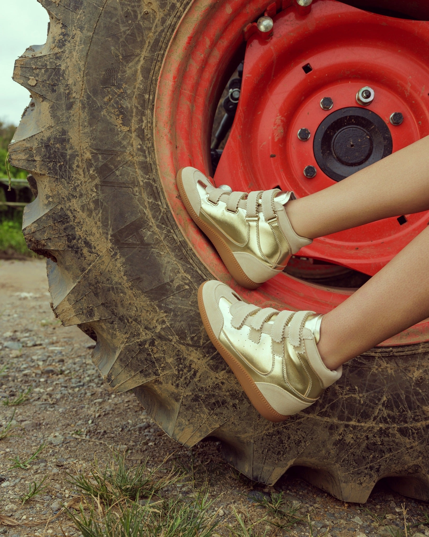 Casual Shoes That Look Formal Mustang Gold Nappa