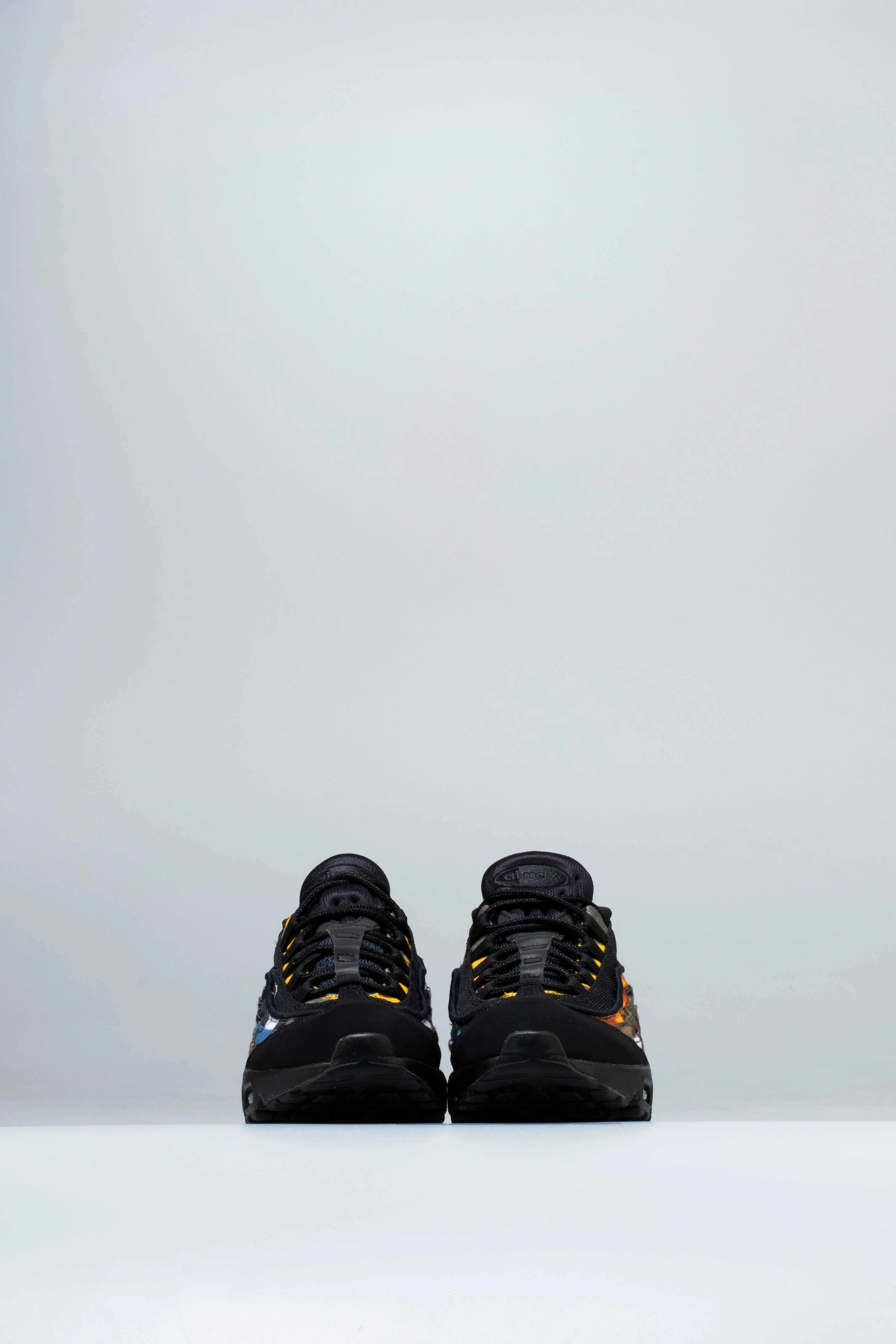 Nike Shoes Dunk Sb Air Max 95 Erdl Party Pack Mens Shoe - Black/Multi