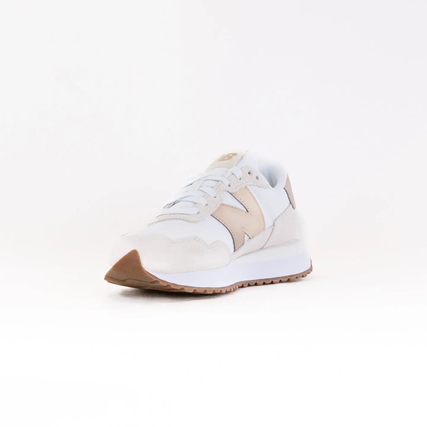 New Balance 2002r Cloud New Balance WS 237 (Women's) - Seasalt/Incense