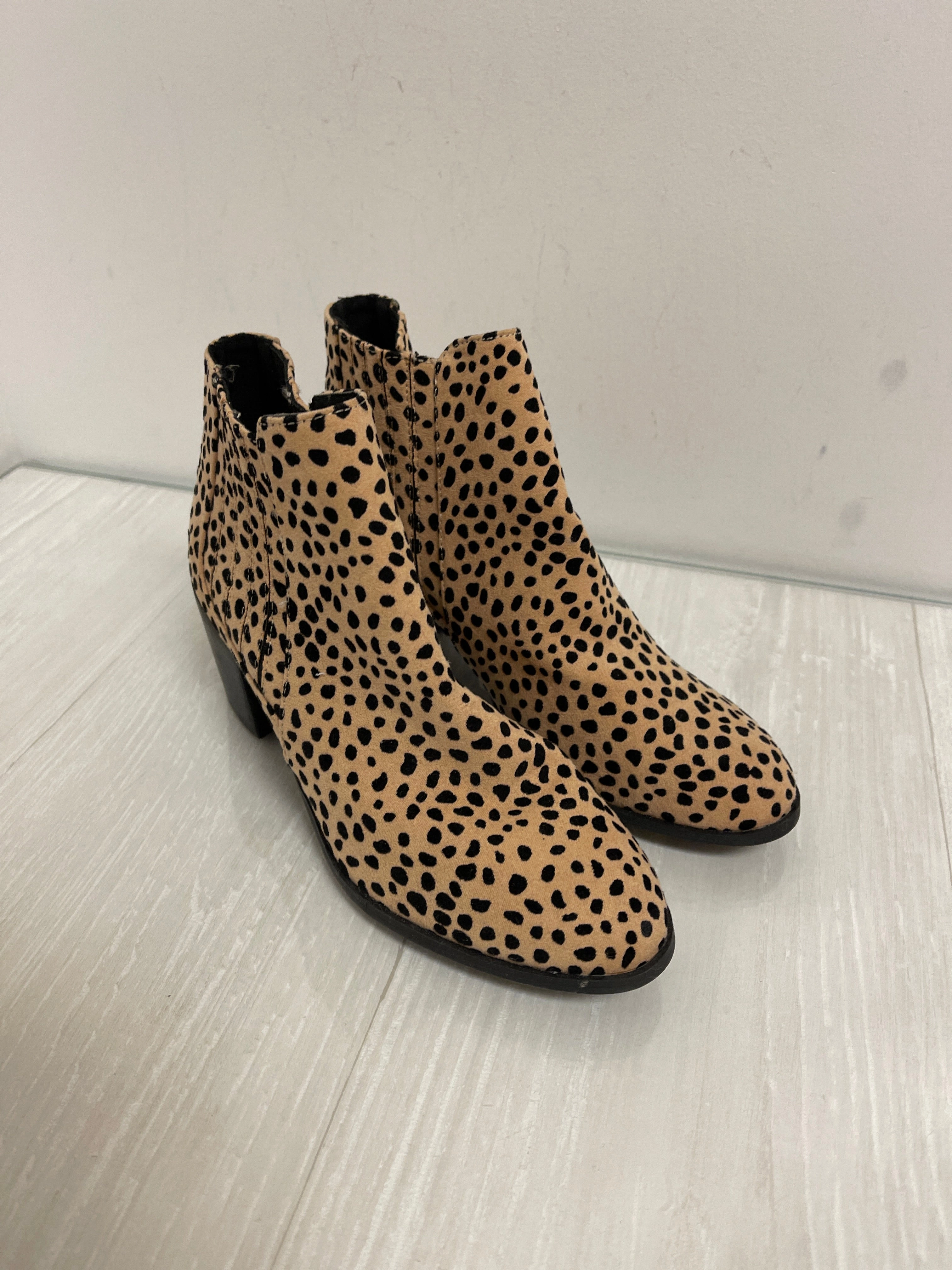 Boots Ankle Heels By Qupid In Animal Print, Size: 5.5 These Boots Are Made For Walking