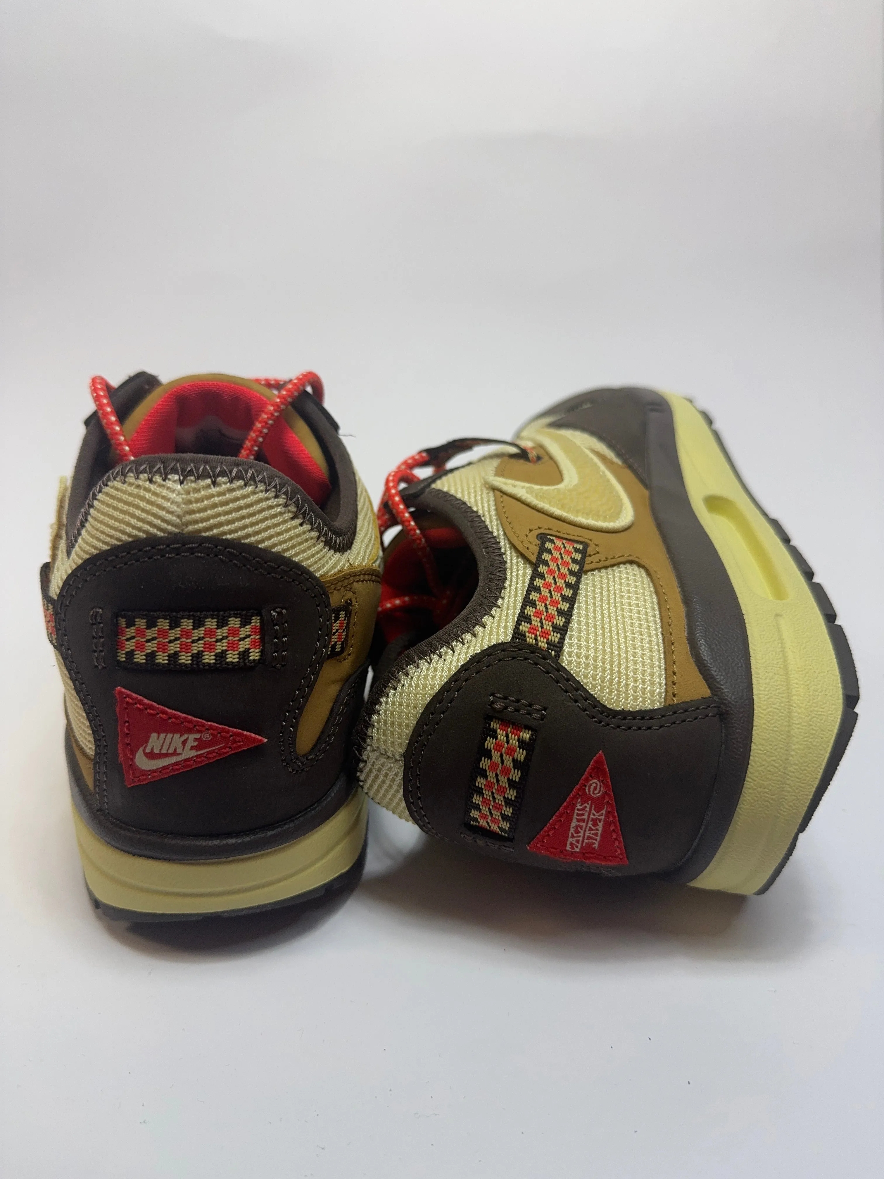 Travis Scott x Nike Air Max 1 Cactus Jack "Baroque Brown" Nike Internationalist Shoe