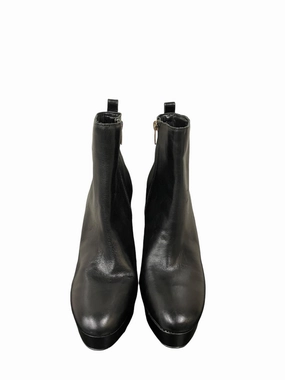 Australian Chelsea Boots Boots Ankle Heels By Vince Camuto In Black, Size: 9