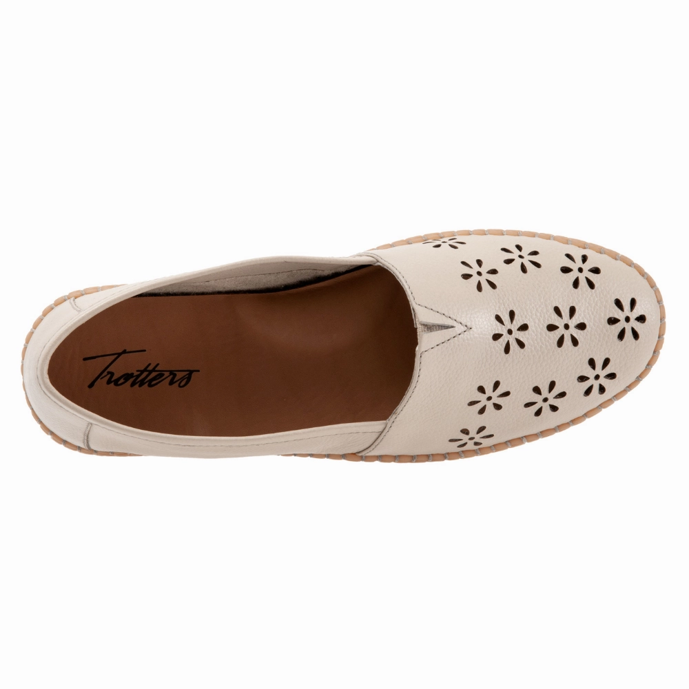 Casual Shoes For High Arches Trotters Rosie Ivory Leather Slip-On (Women's)