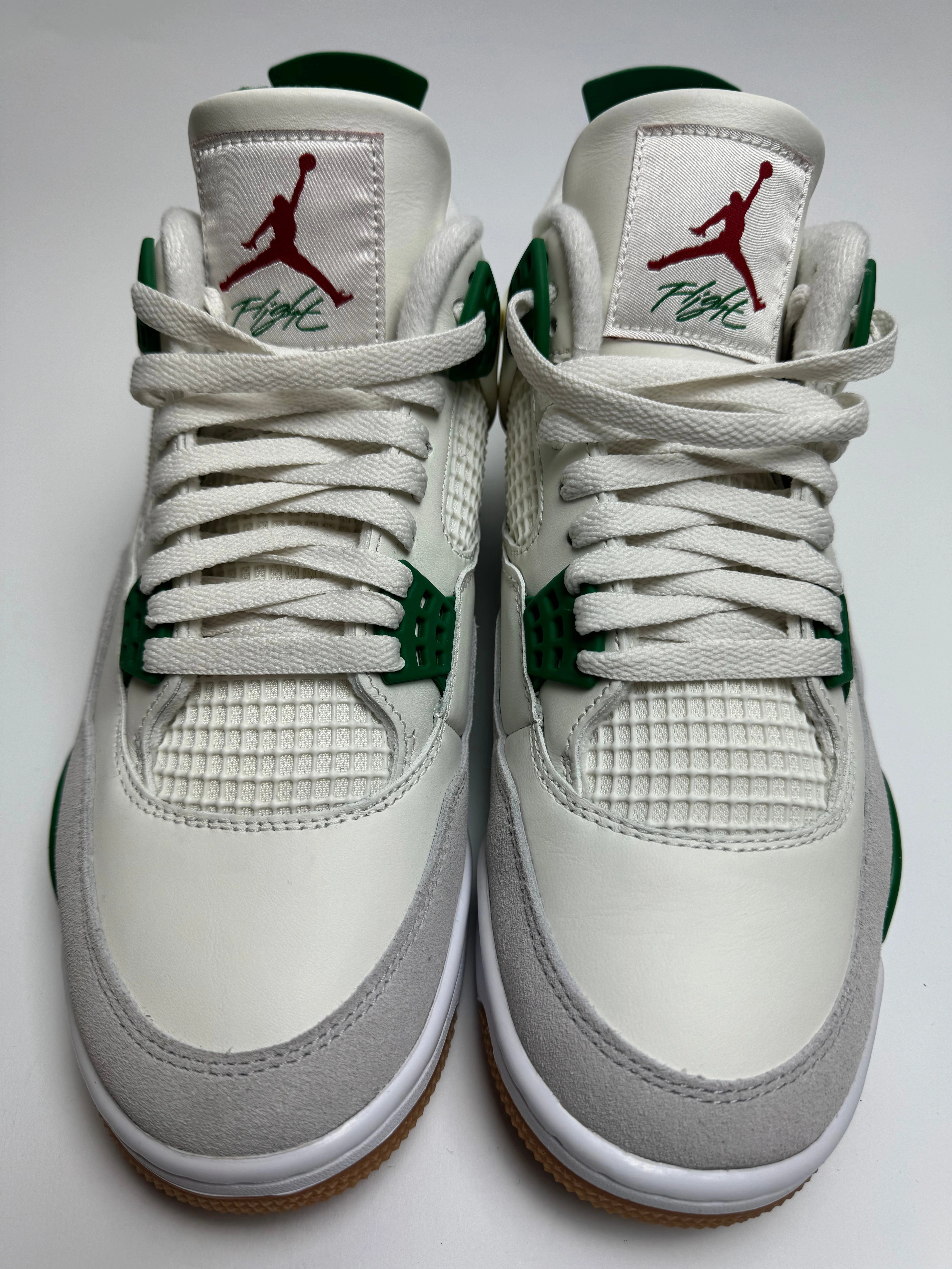 Platform Sneakers Pickup Air Jordan 4 SB "Pine Green"