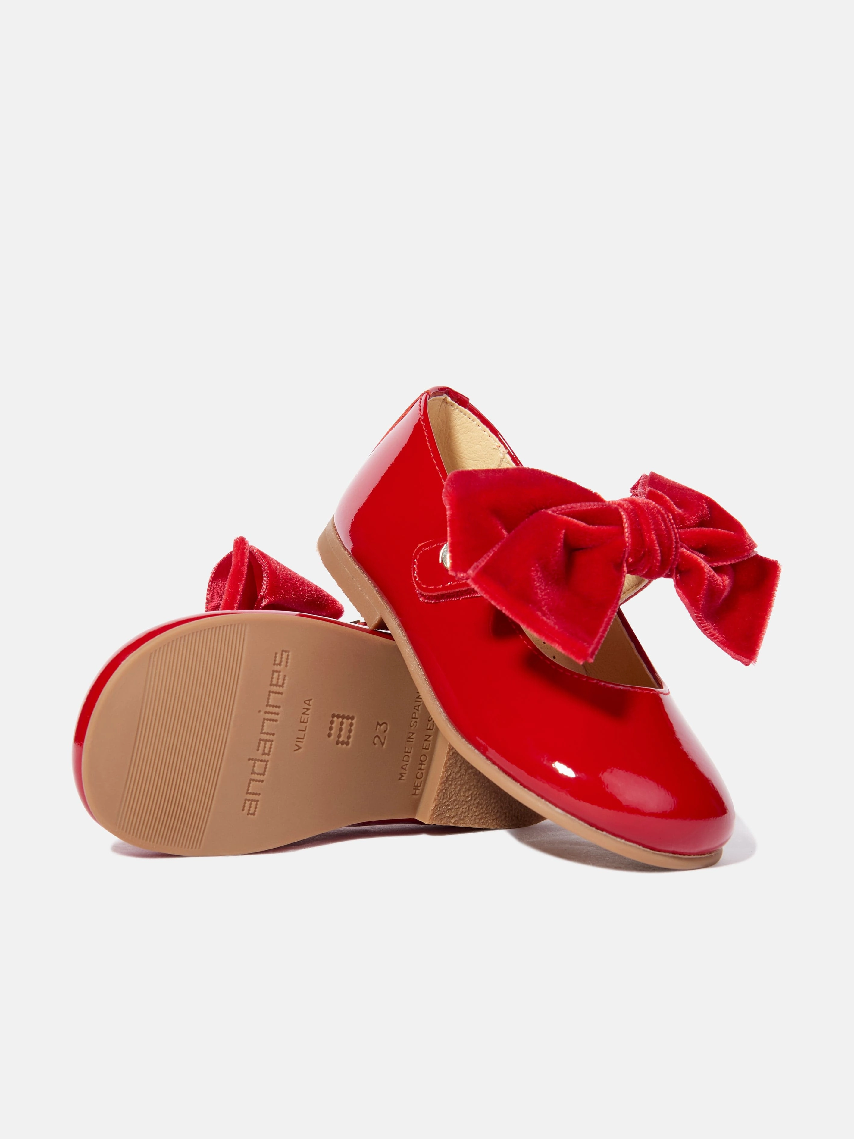 Regular Casual Shoes Andanines Girls Patent Leather Bow Shoes in Red