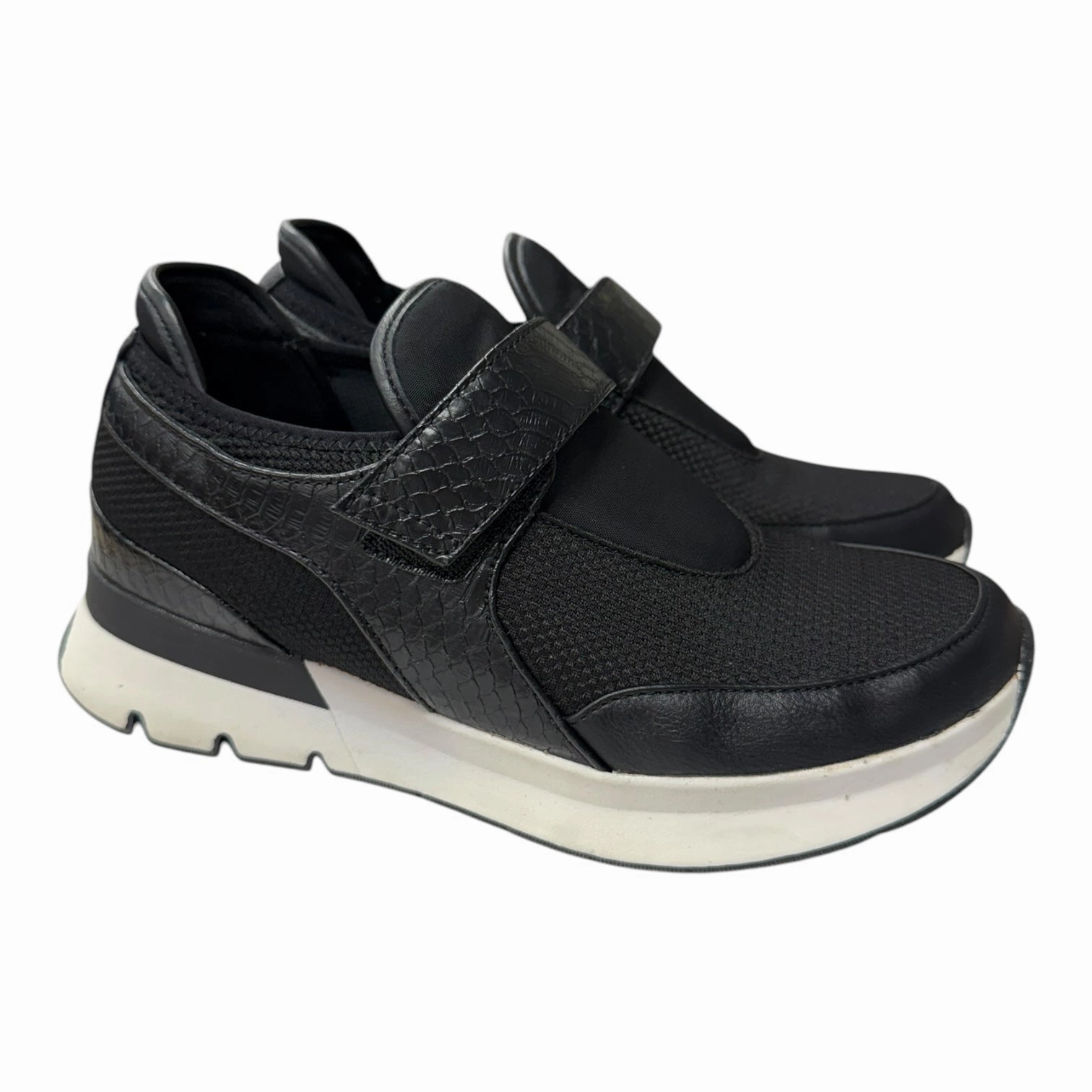 Shoes Sneakers By Naturalizer In Black, Size:6 Gamma Force Casual Shoes