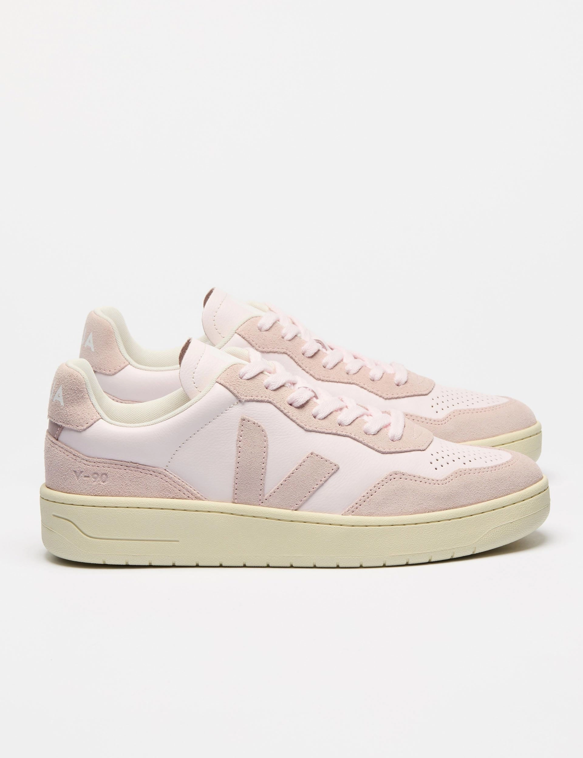 V-90 Leather - Lassi Petale