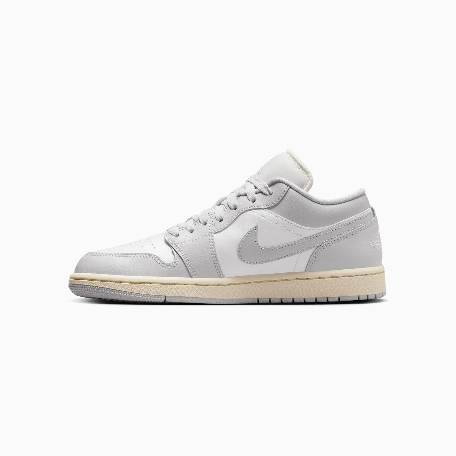 Steve Francis Sneakers Women's Air Jordan 1 Low "Light Grey Sail"