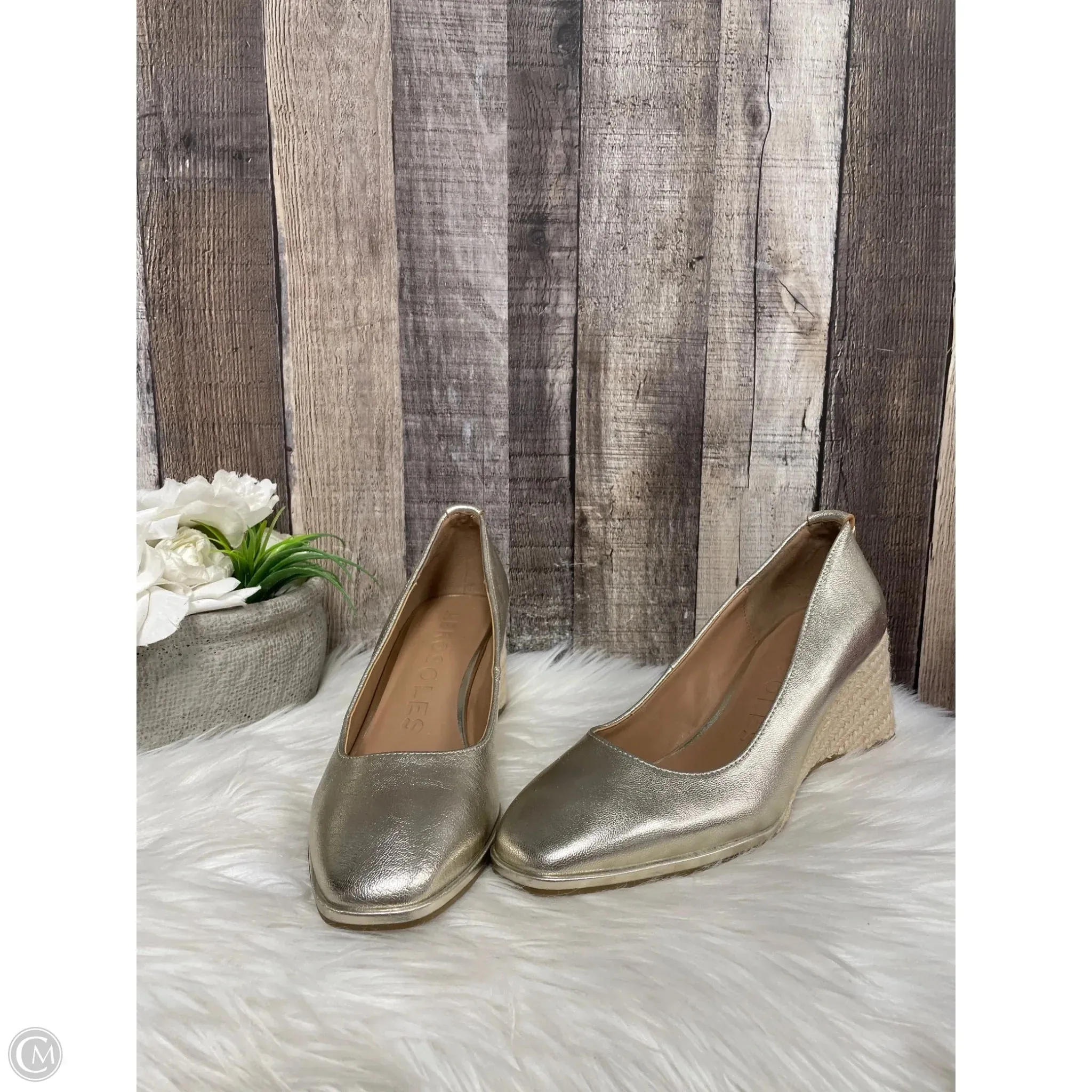 Shoes Heels Wedge By Aerosoles In Gold, Size: 8.5 Casual Dress Shoe Brands