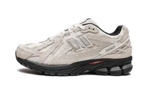 1906R "Protection Pack - Turtledove" Black New Balance 993